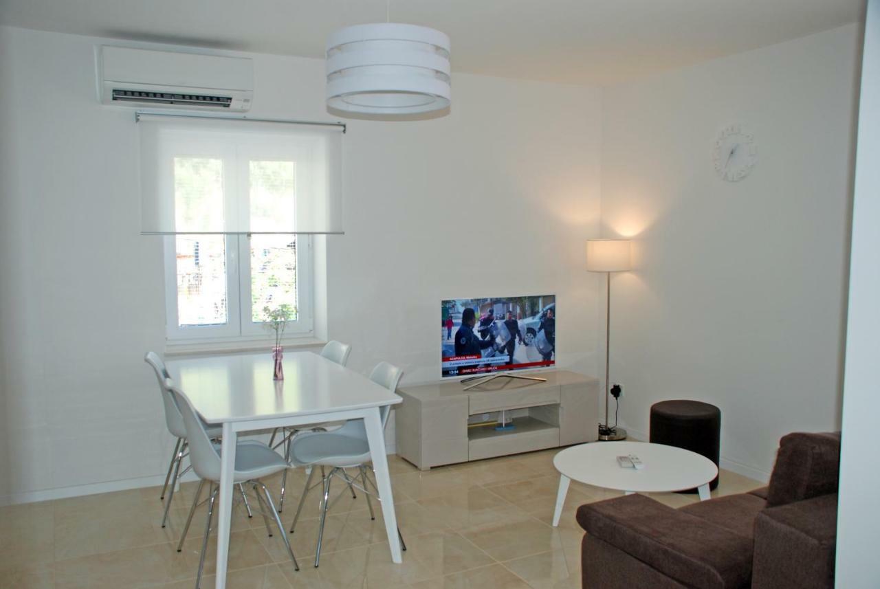 Apartment Bilo Omis Ngoại thất bức ảnh